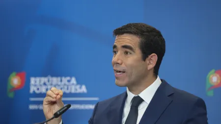 Nova proposta de reforma laboral promete beneficiar mulheres, jovens e famílias