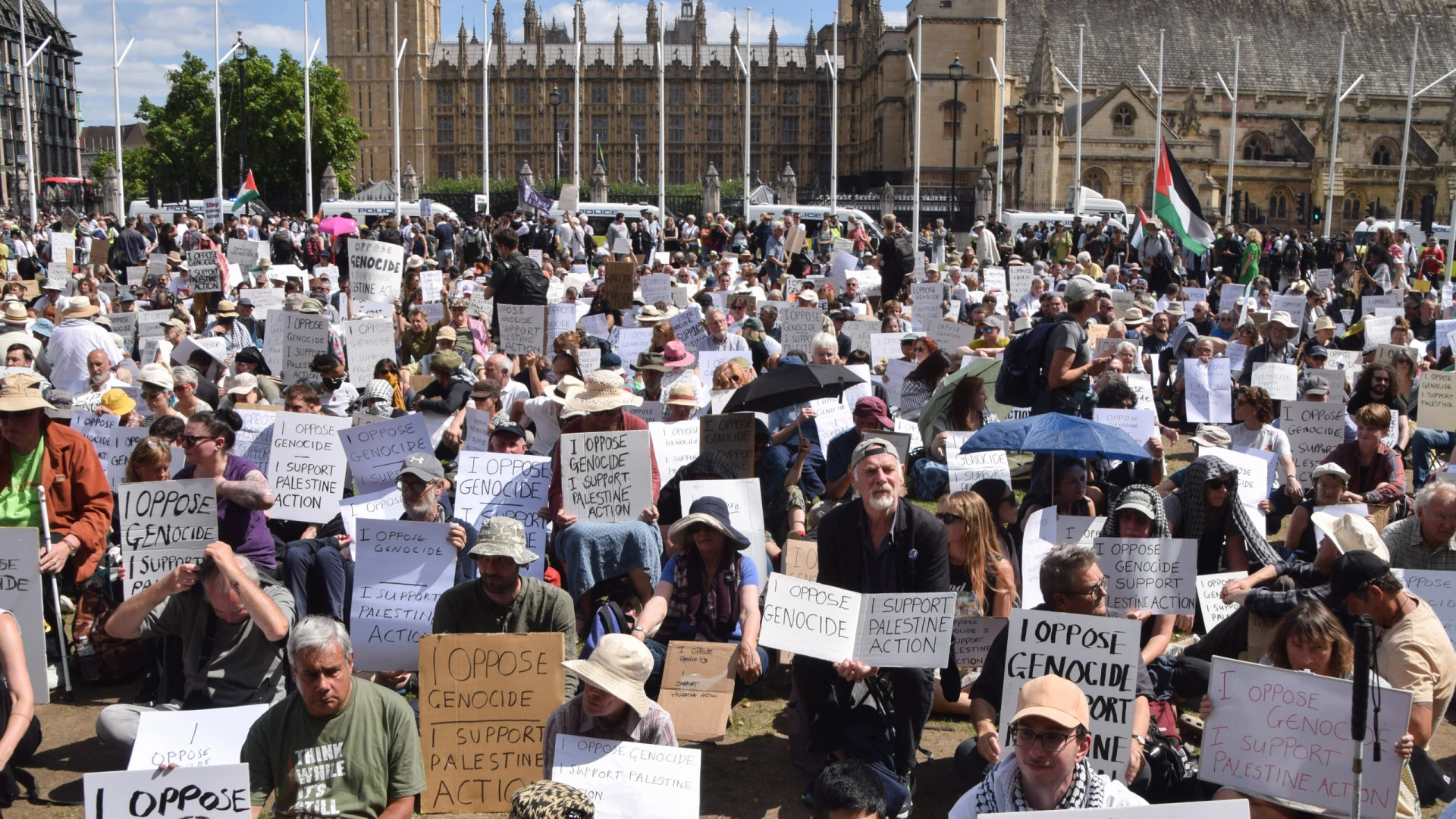 Protesto em Londres resulta em 466 detenções por apoio à Palestine Action