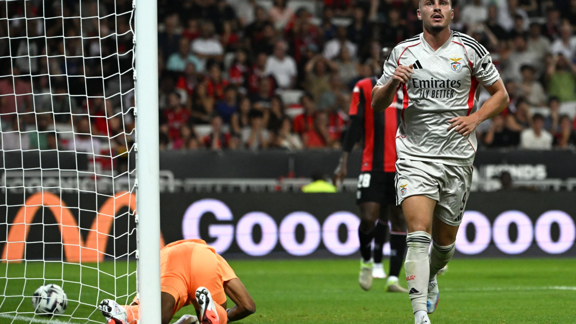 "Zeljko Sopic Surpreendido com a Ascensão de Franjo Ivanovic no Benfica"