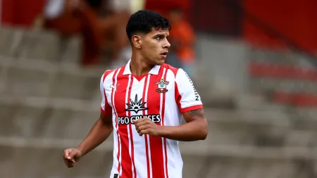 Southampton define preço elevado para Mateus Fernandes após proposta do West Ham