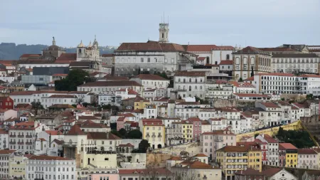 Mulher encontrada sem vida em Coimbra: Investigação da Polícia Judiciária em curso