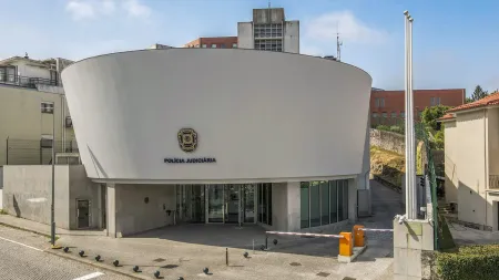 "Operação revela esquema de tráfico no Porto"