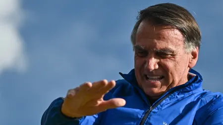 Defesa de Bolsonaro solicita absolvição no Supremo Tribunal Federal