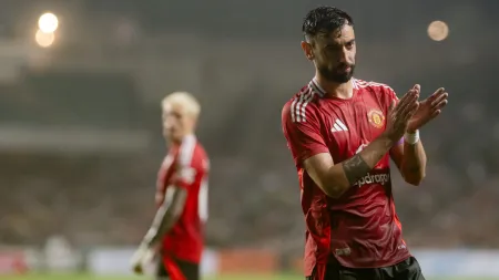 "Bruno Fernandes destaca a importância do Manchester United em comunicação"