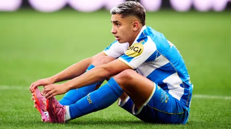 Sporting tenta reforçar ataque com proposta por Yeremay, mas Deportivo resiste