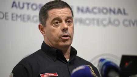 Portugal avalia ativação de apoio europeu para combate a incêndios