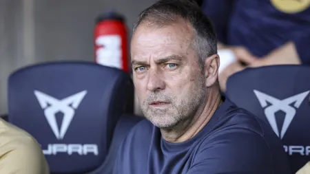 Flick expressa descontentamento com a situação no Barcelona