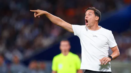 Borevkovic deixa Vitória SC; Luís Pinto dá detalhes sobre a sua saída