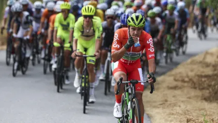Iúri Leitão, campeão olímpico, desiste da Volta a Portugal na oitava etapa