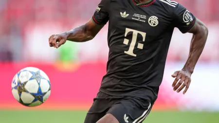 Kingsley Coman dá o salto para o Al Nassr, juntando-se a estrelas como CR7 e João Félix