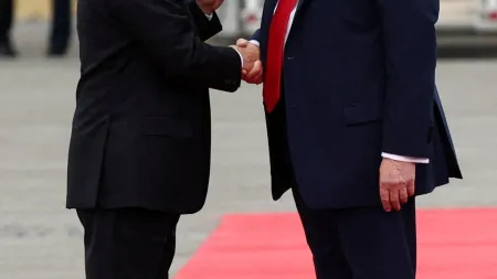 Putin e Trump debatem soluções para a guerra na Ucrânia