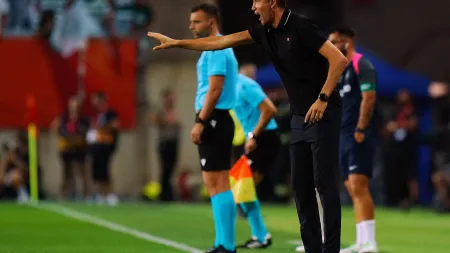 Bruno Lage opta por força máxima na recepção ao Estrela da Amadora