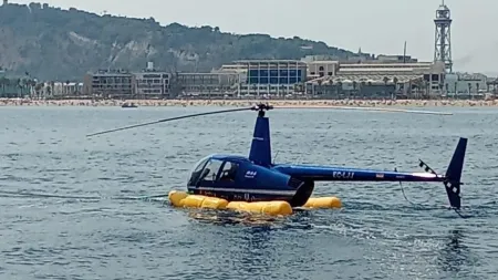 Helicóptero turístico aterriza de emergência em Barcelona sem feridos
