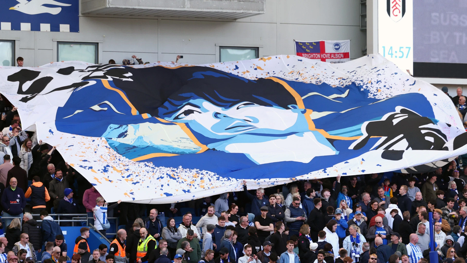 Tristeza no Estádio: Adepto de 72 Anos Falece Após Jogo da Premier League