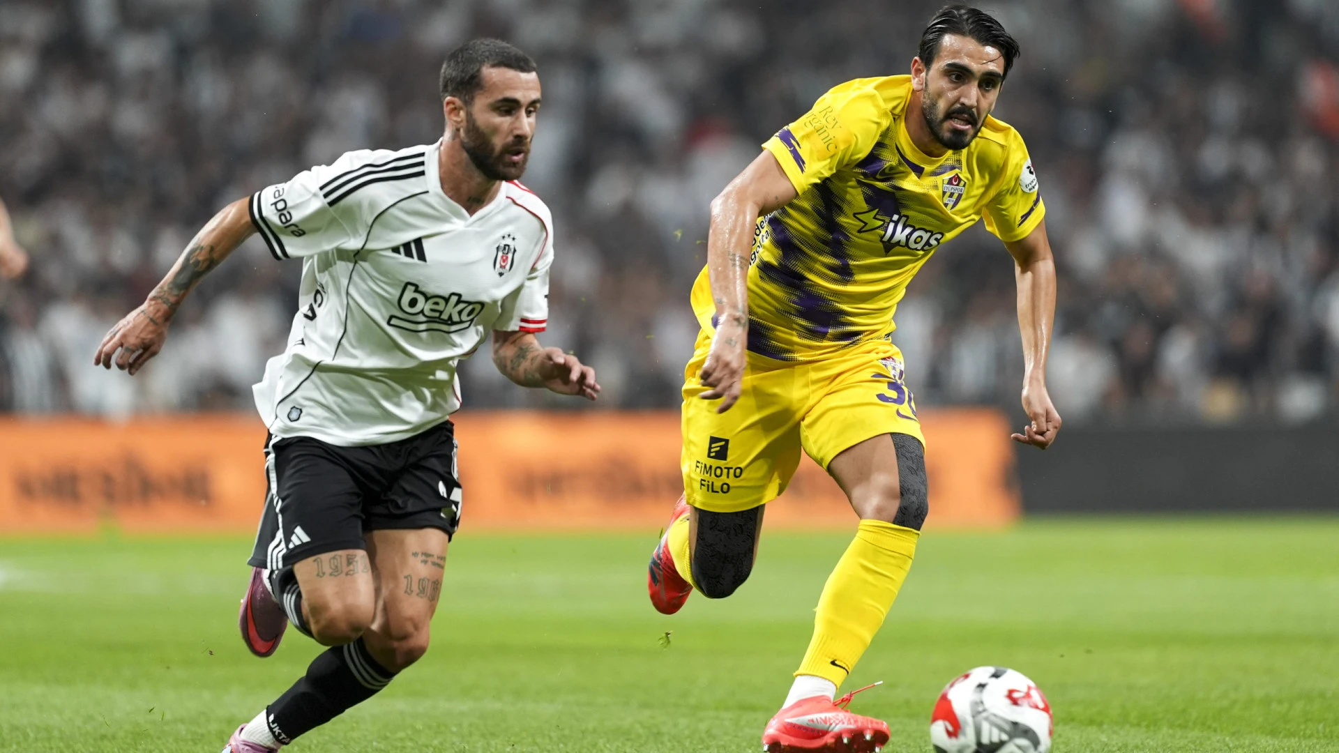 Rafa Silva brilha e garante triunfo dramático para o Besiktas na Liga Turca