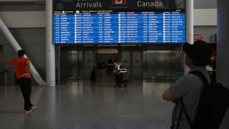 Air Canada retoma voos após intervenção governamental para pôr fim à greve