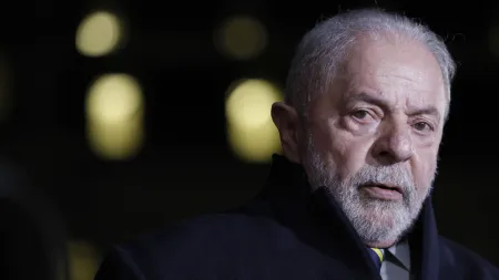Lula apela ao diálogo e à paz em resposta a Trump