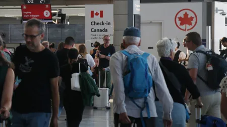 Air Canada adia retoma de voos devido a contestações sindicais