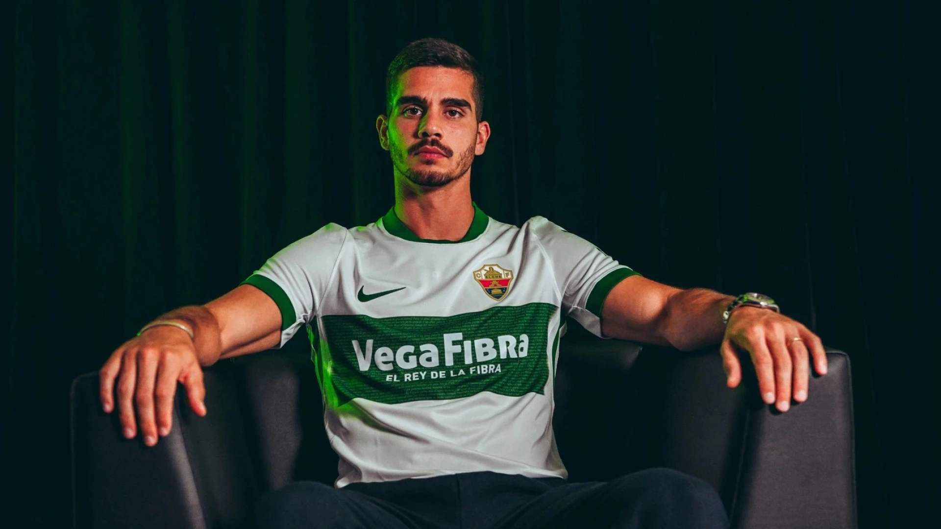 André Silva troca Leipzig por Elche e regressa ao futebol espanhol