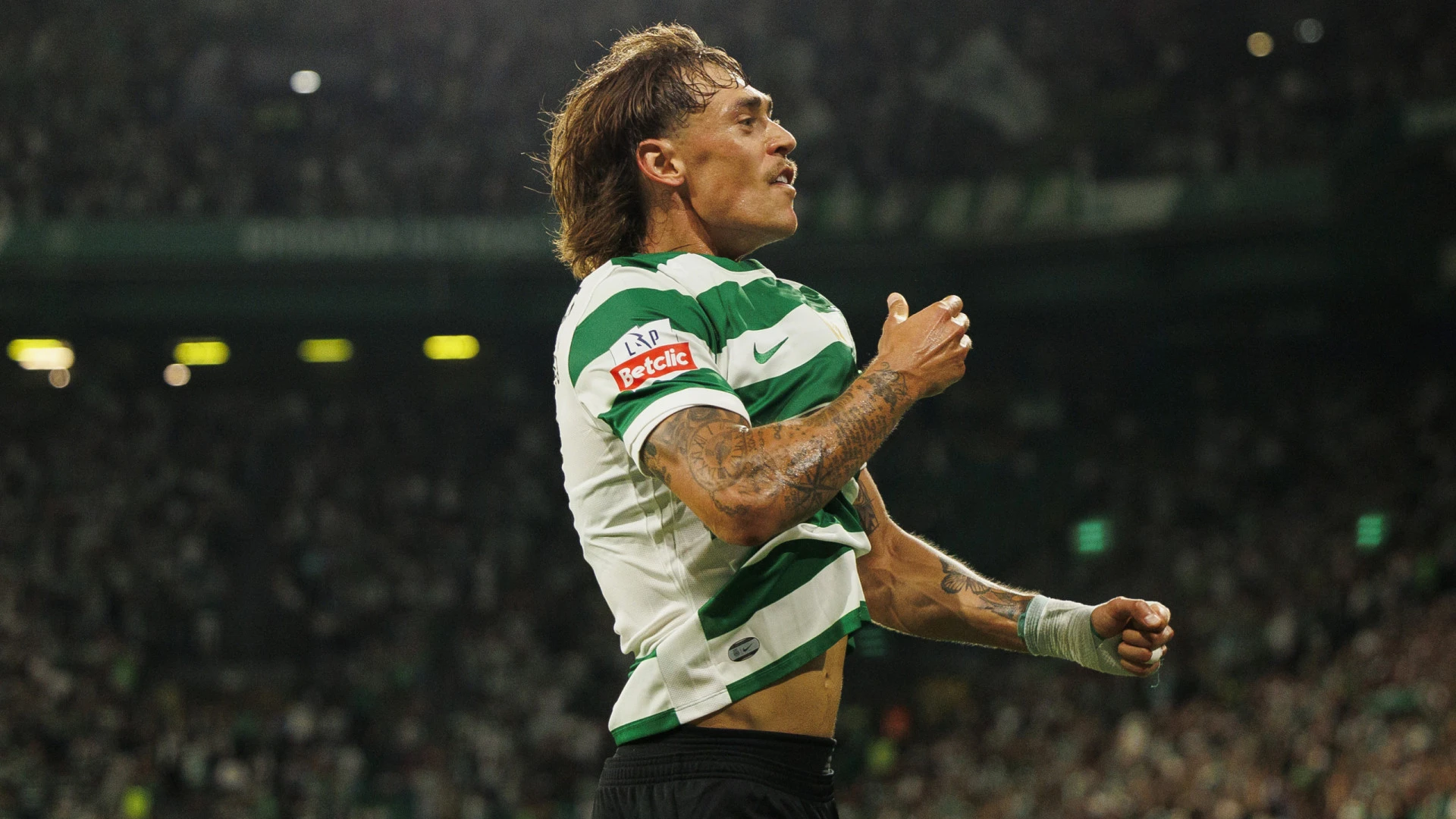 Estreia triunfante no Sporting: Mangas e Suárez brilharam em Alvalade