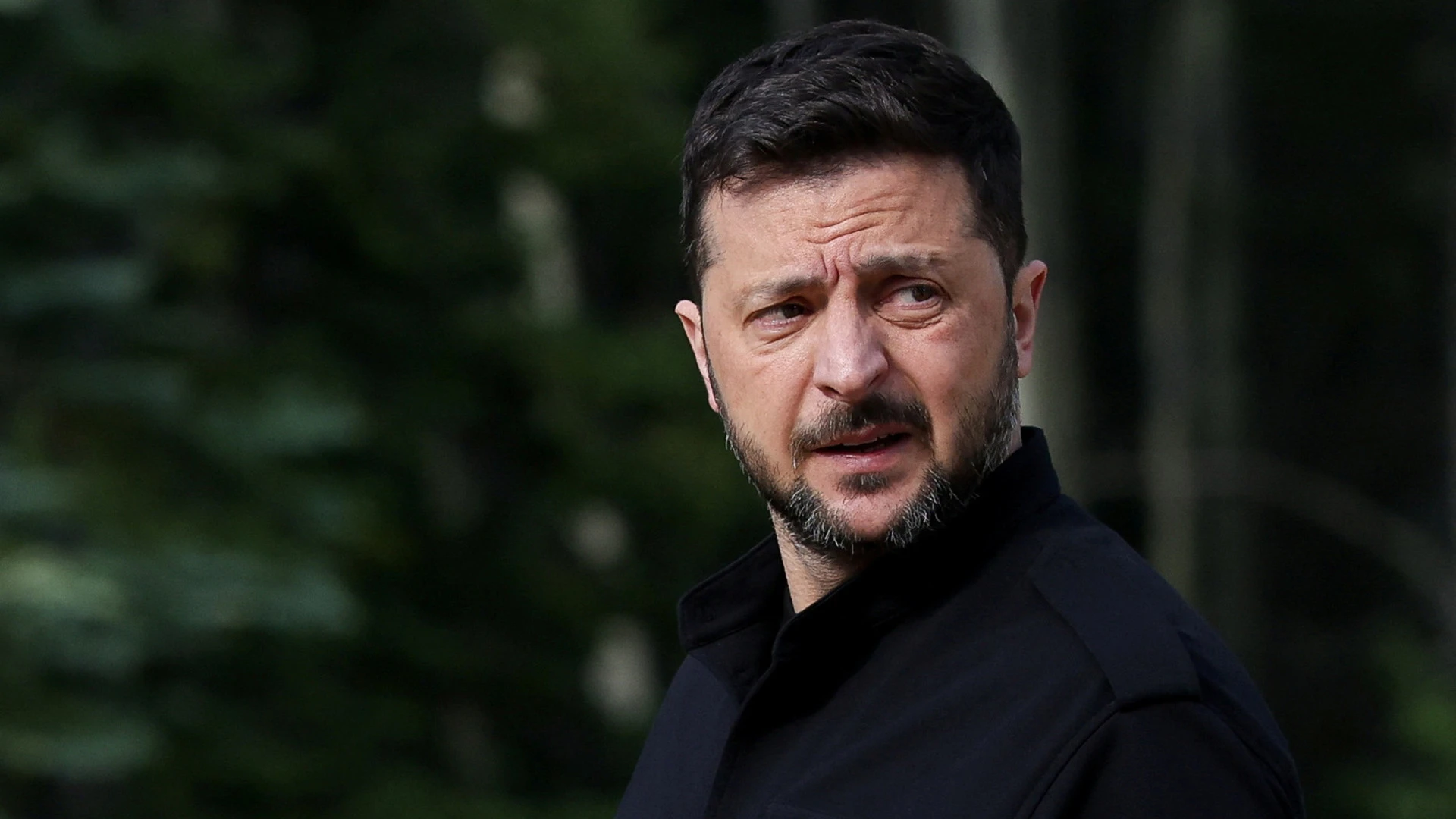 Zelensky apela a Trump para pressionar Rússia em busca de paz
