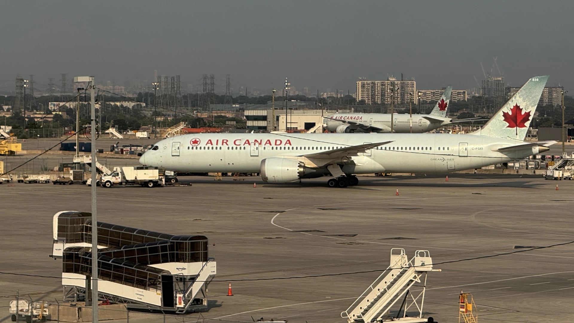 Governo do Canadá intervém e considera greve dos comissários da Air Canada ilegal