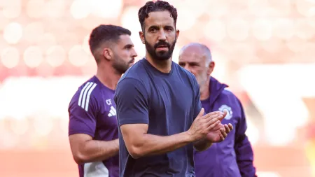 "O desafio de Amorim: a necessidade urgente de um novo guarda-redes no Manchester United"