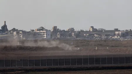 Forças israelitas já dominam acessos à Cidade de Gaza