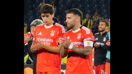 Benfica e Fenerbahçe empatam sem golos em Istambul