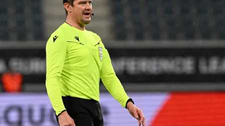 Arbitragem definida para os jogos entre Braga e Lincoln, e Santa Clara e Shamrock Rovers