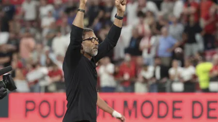Treinador do Rennes fala sobre Harder: "Não vamos entrar em exageros"