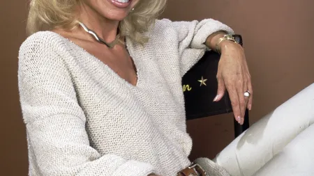 Loni Anderson falece aos 79 anos após batalha contra cancro do útero