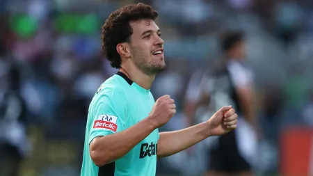 Pedro Gonçalves do Sporting dedica golo às filhas gémeas em triunfo expressivo
