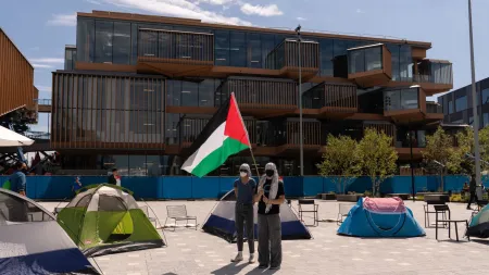 Protesto Radical em Escritórios da Microsoft nos EUA Levanta Questões sobre Direitos Humanos