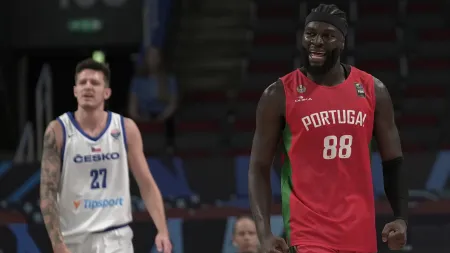 Portugal inicia Eurobasket com vitória esperada e exibição brilhante de Queta