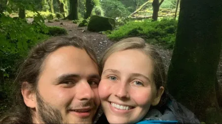 Prince Jackson anuncia noivado após longo relacionamento com Molly