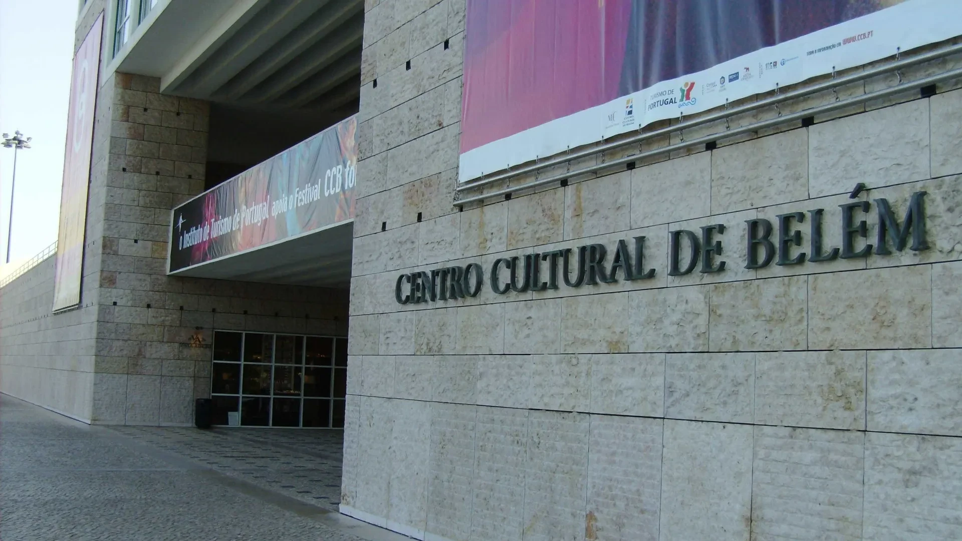 Raquel Castro apresenta 'Ansioliticamente falando' no CCB a partir de 1 de novembro