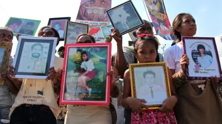 Comemorações do Massacre de Santa Cruz no Centro Max Stahl