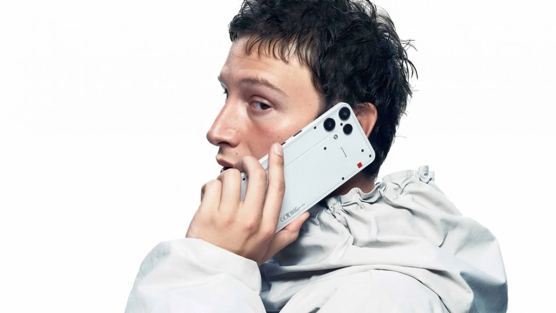 O Nothing Phone (3a) Lite: O Telemóvel Mais Acessível da Marca