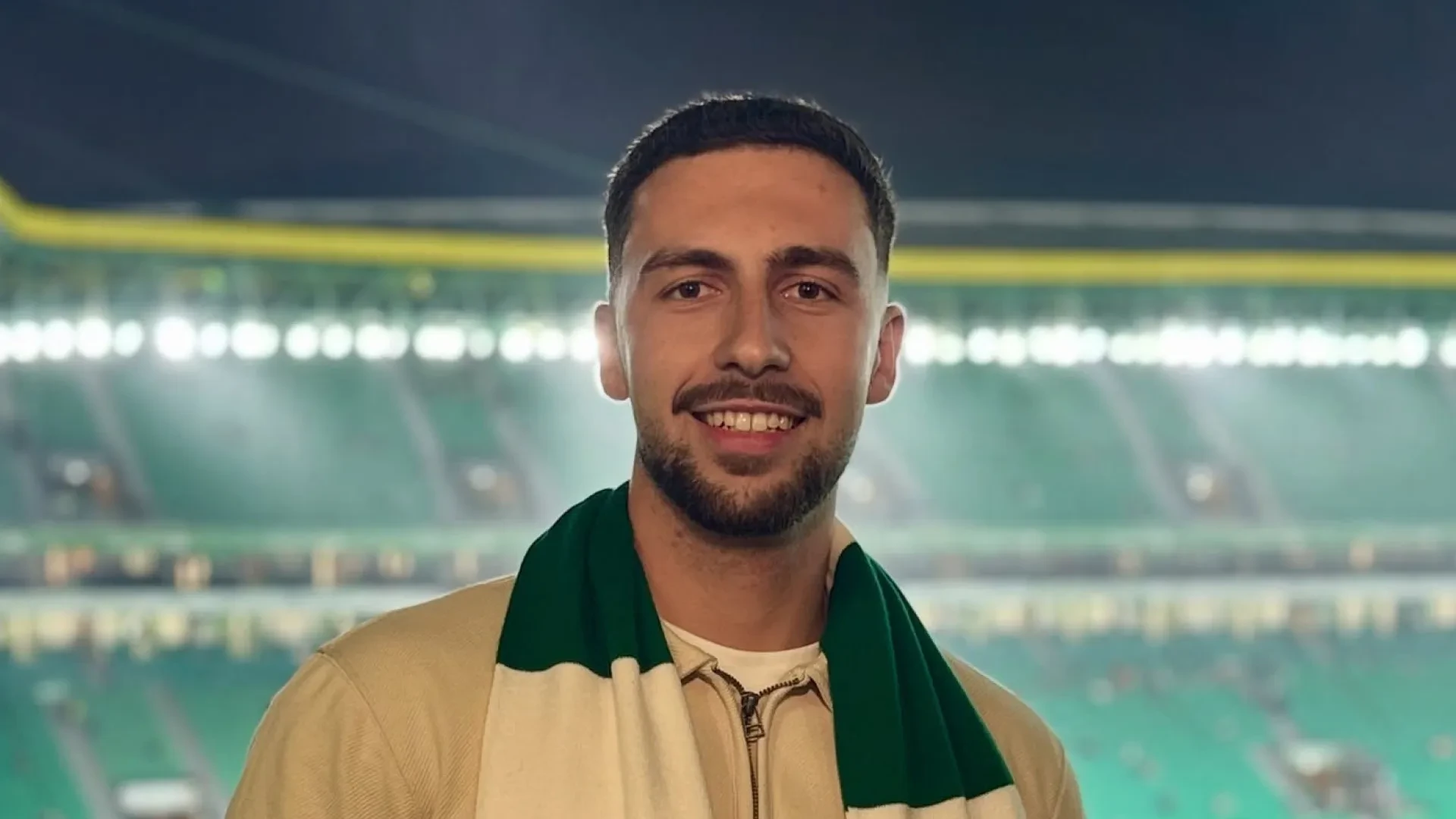 Zé Andrade, ex-noivo de Liliana, aproxima-se de figuras públicas