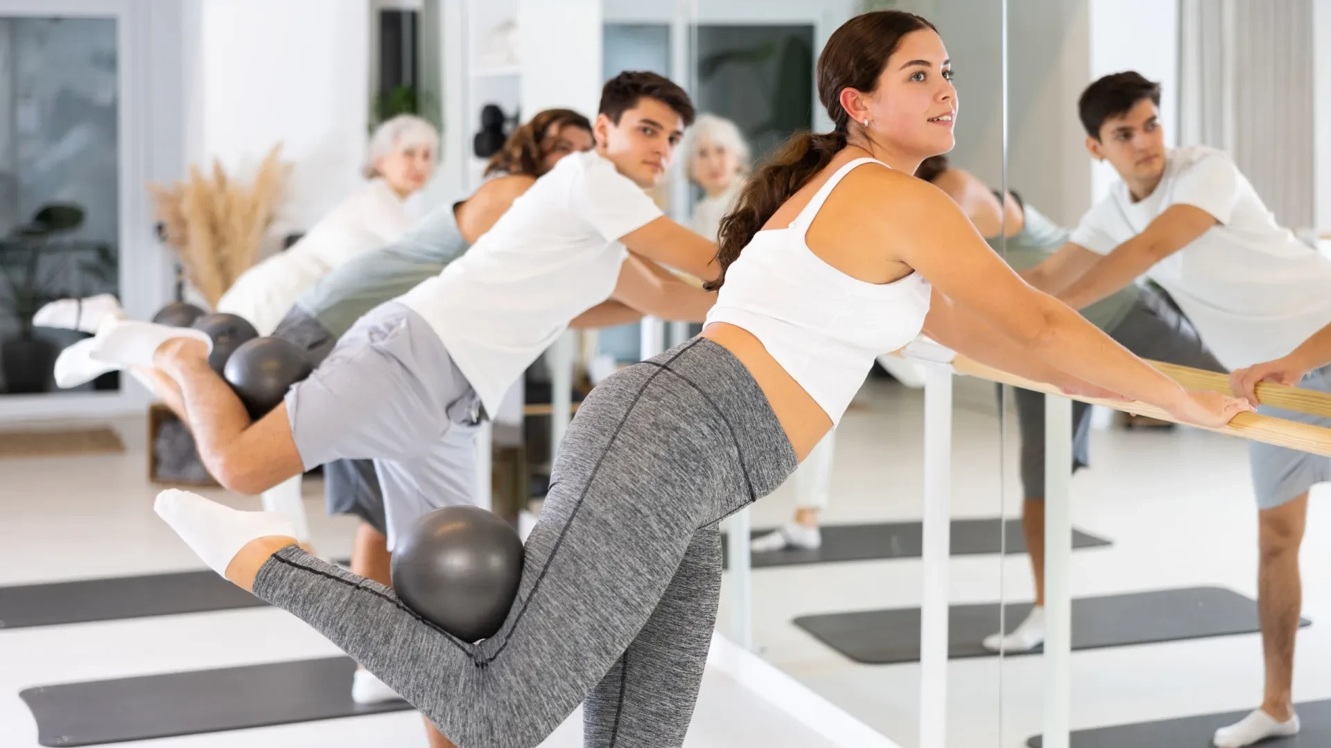 Descubra o Barre: Treino Multifuncional para Todos