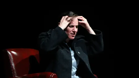 Maria Rueff estreia-se em Almada com a peça 'Elogio do Riso'