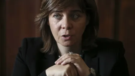 Cartazes de Ventura promovem uma retórica xenófoba que desvia atenção dos problemas económicos