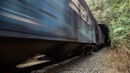 APEF classifica como crucial o acordo de alta velocidade entre Lisboa e Madrid