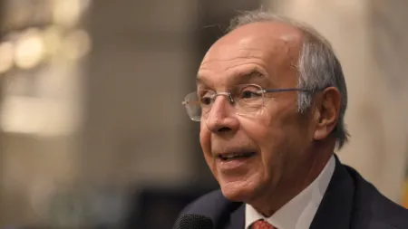 Marques Mendes destaca Rui Moreira como voz independente no apoio à sua candidatura