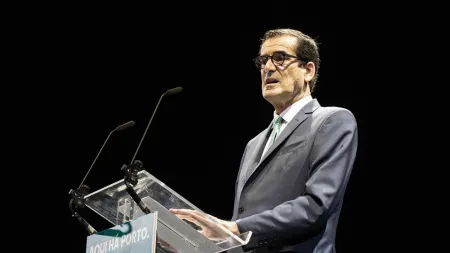 Rui Moreira opta por não se candidatar, temendo espaço político canibalizado