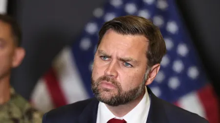 Vance adverte sobre consequências no setor aéreo se paralisação persistir