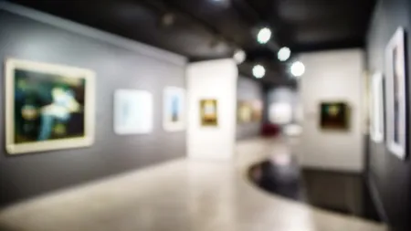 Exposição 'A Desgraça com Graça' Celebra o Legado de Mário Viegas em Almada