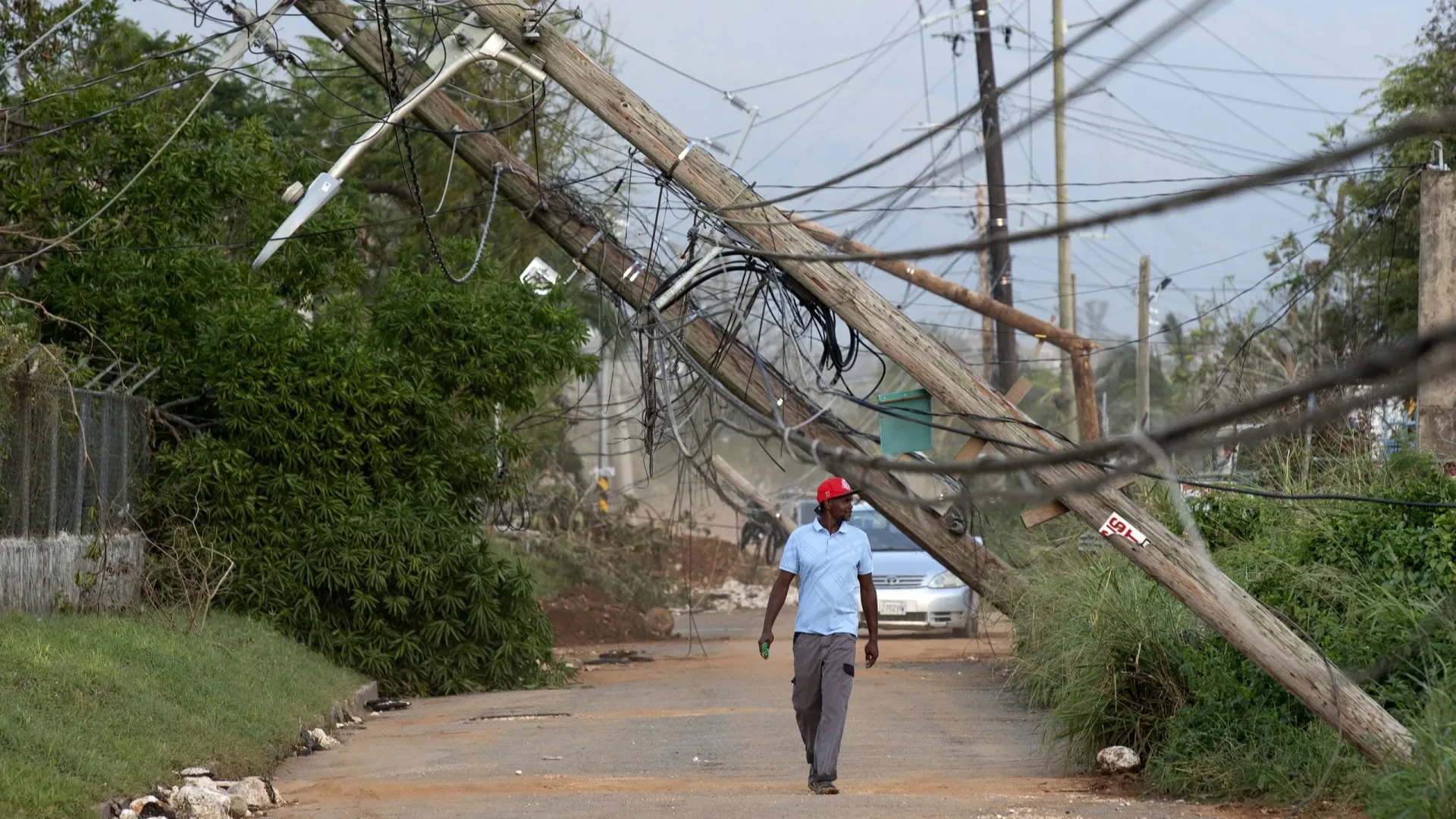 Furacão Melissa deixa 19 mortos e devastação na Jamaica