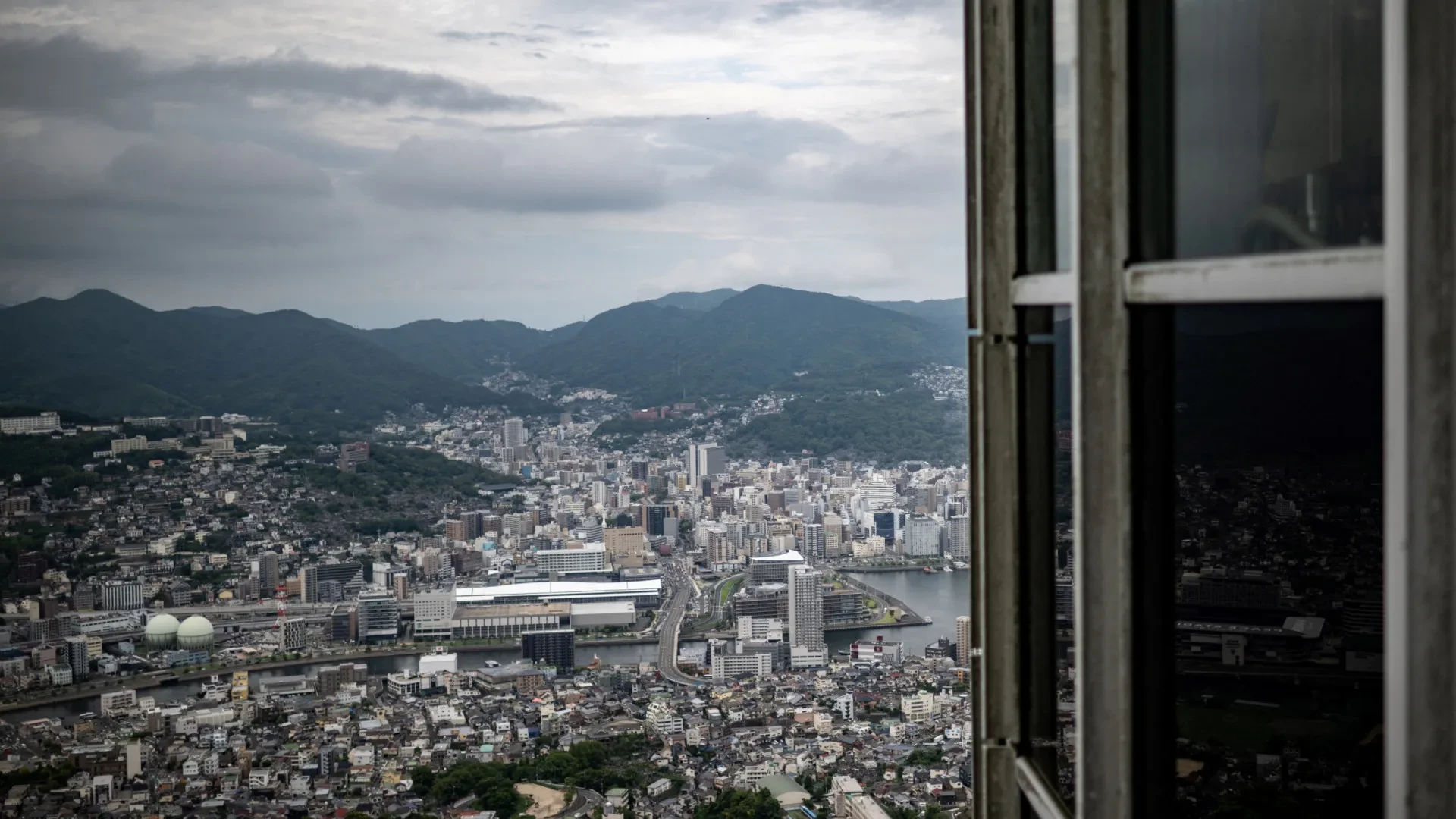 Sobreviventes da bomba atómica no Japão expressam indignação contra planos de testes nucleares dos EUA